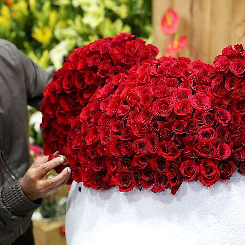 1500 Red Roses Teddy Bear