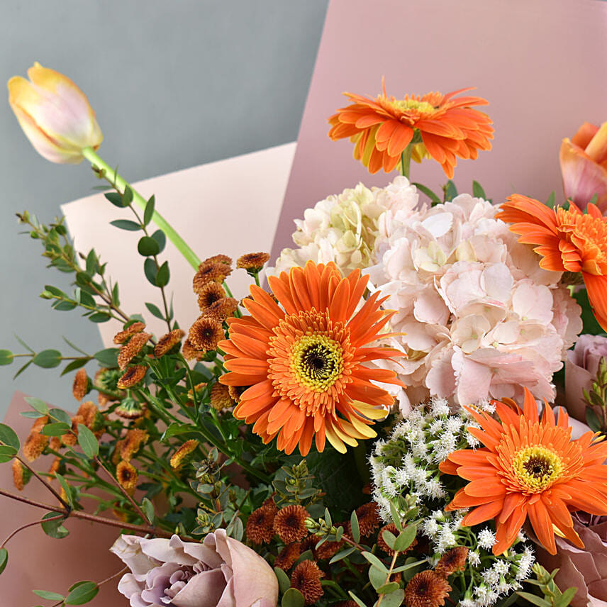 Amber Awe Flowers with Godiva