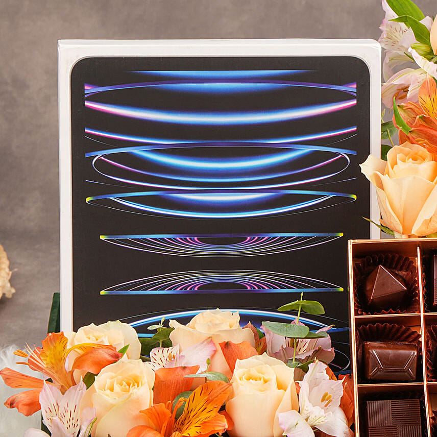 Apple ipad Pro 12.9 Inch Wifi 512GB Space Grey With Flowers and Chocolates
