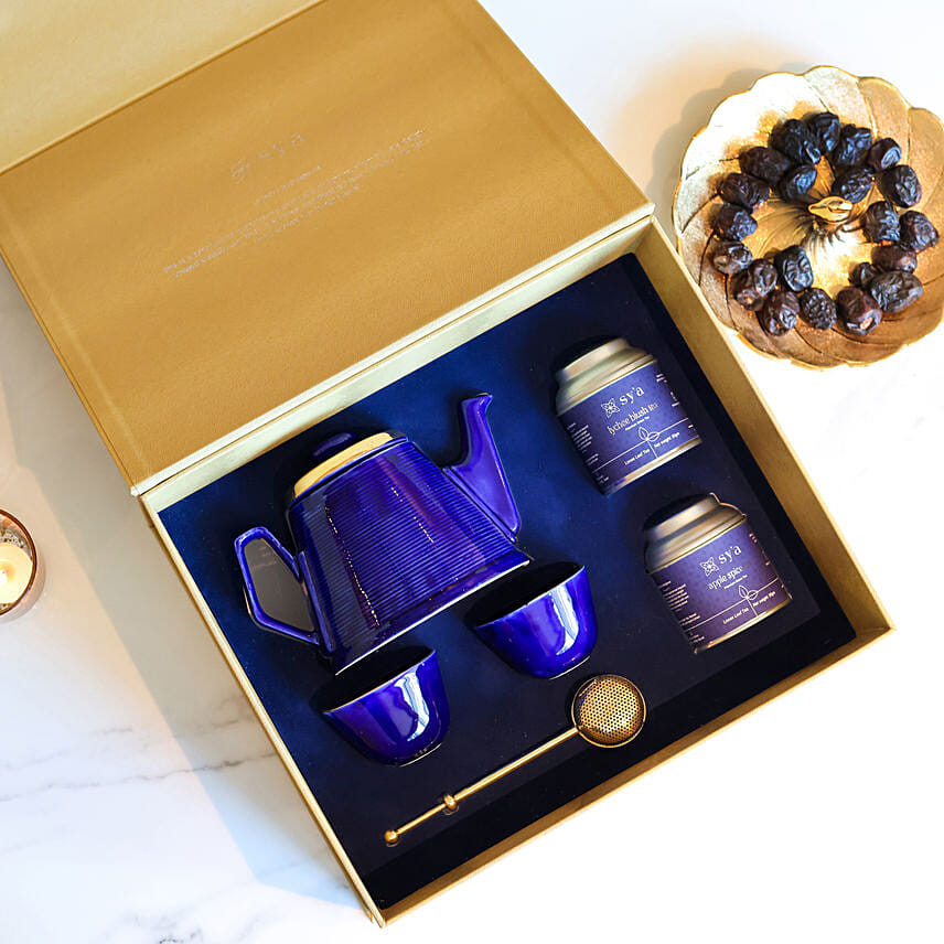Aura Tea Set