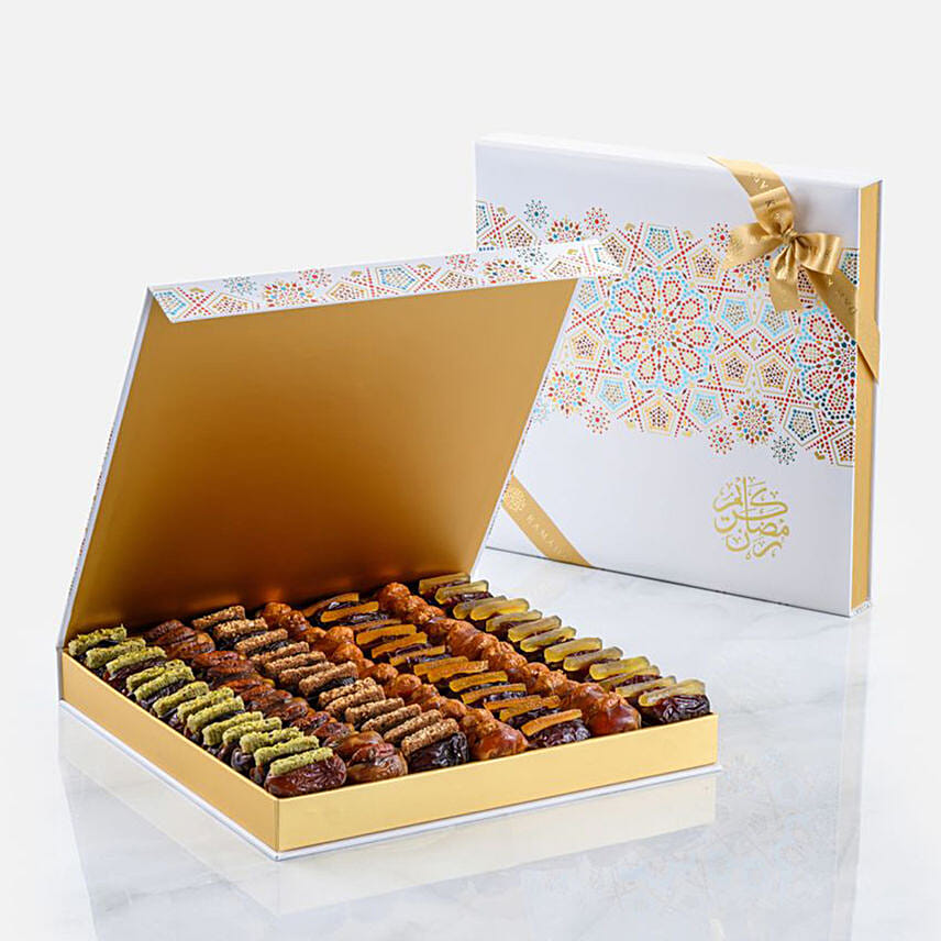 Bateel Amal Gift Set Extra Large Premium Filled Dates