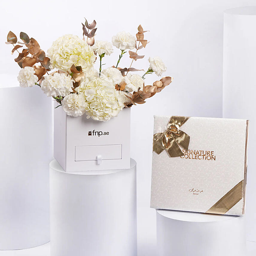 Bateel Signature Gift Set Assorted and Flower Box