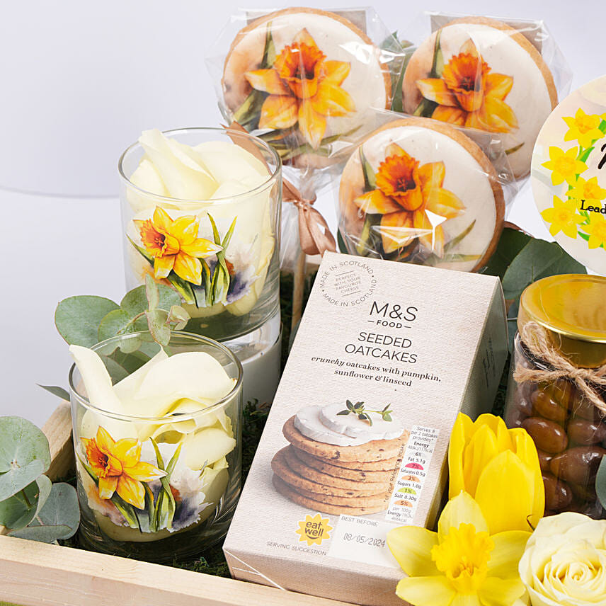 Birthday Wishes with Daffodil Theme Hamper