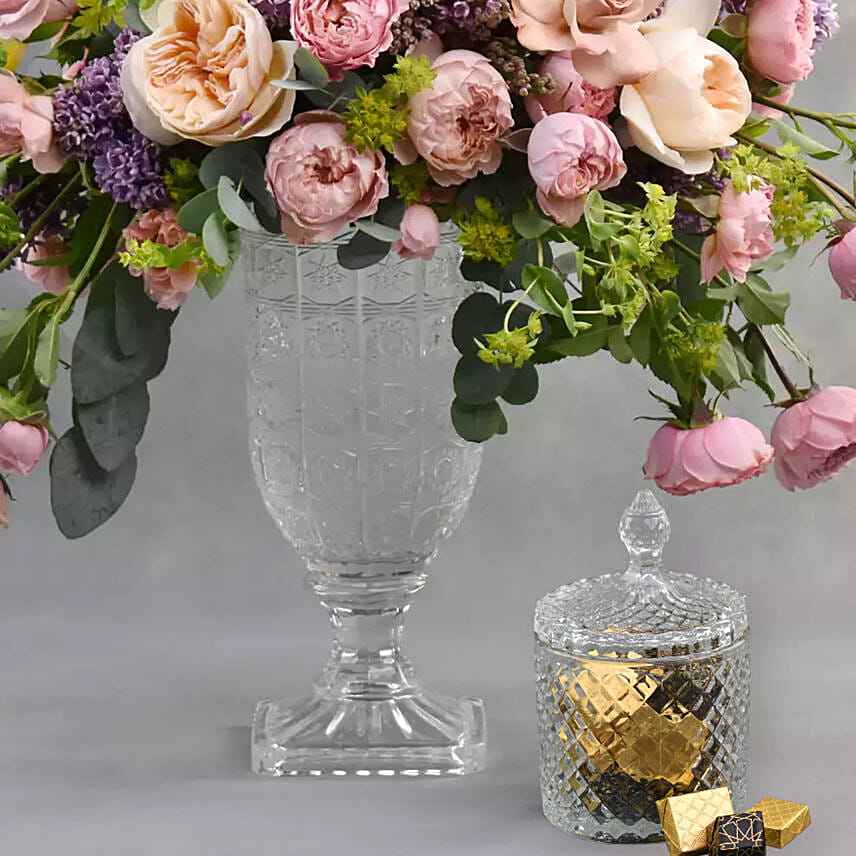 Blooming Couture With Chocolates