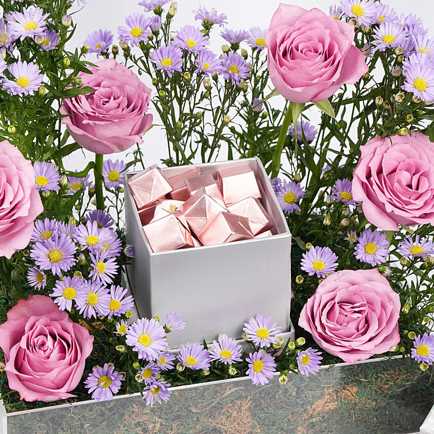 Brightness Womens Day Flower Combo