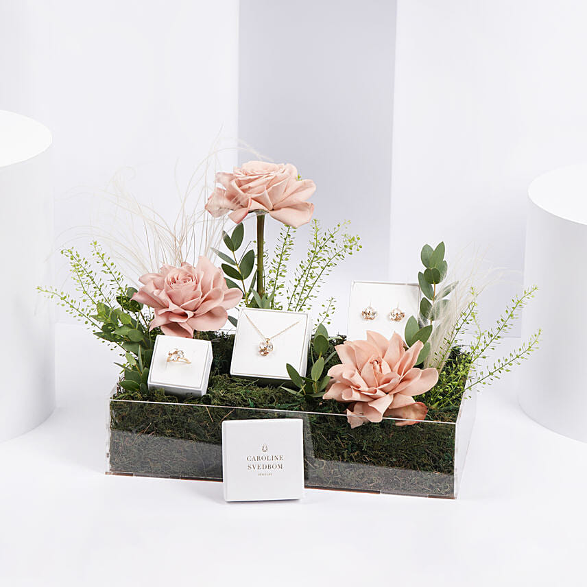 Caroline Svedbom Swarovski Crystals jewllery gift set for her
