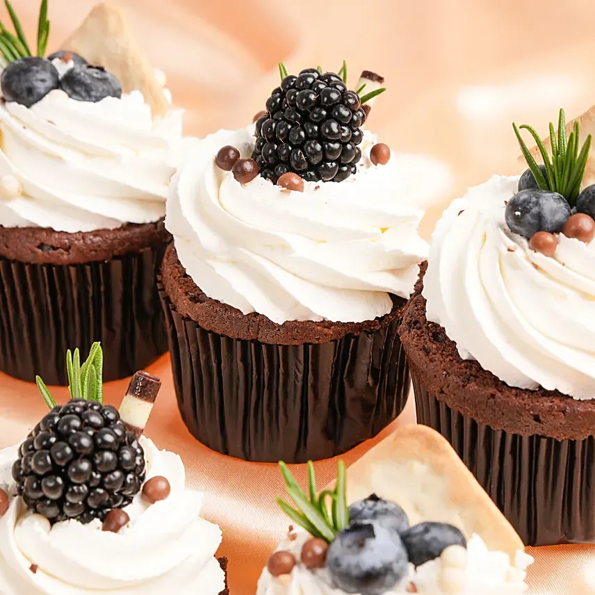 Chocolate Cupcakes 6 Pcs