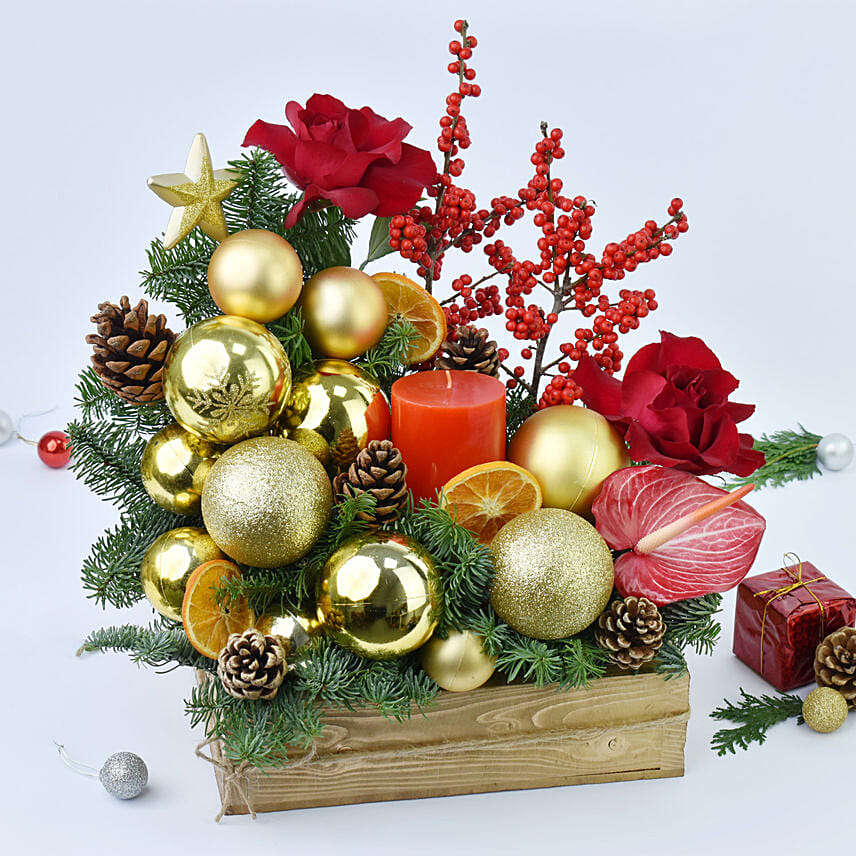 Christmas Wishes with Gold and Red Florals