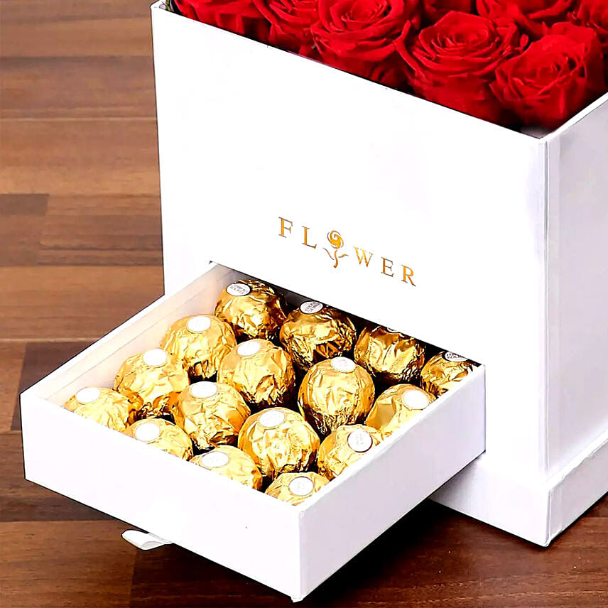 Classic Red Roses Arrangement With I love you Balloons