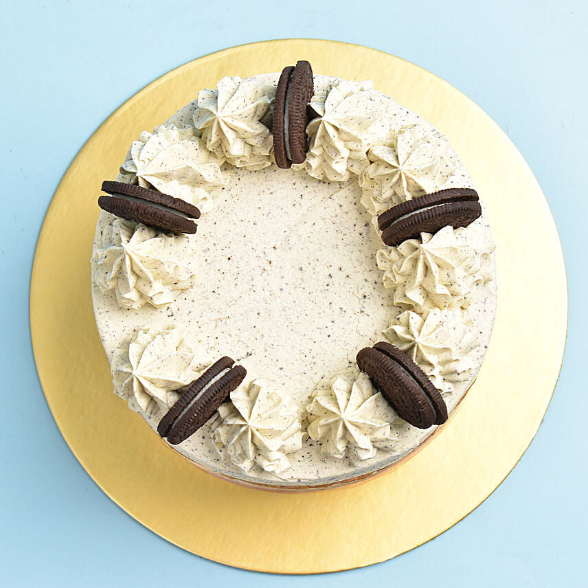 Delectable Oreo Cake
