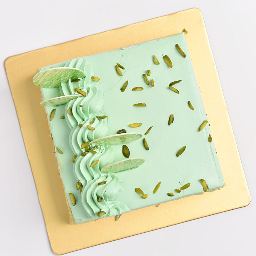 Delicious Pistachio Cake Half Kg