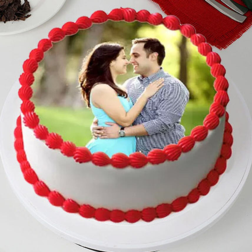 Delightful Personalized Cake Eggless 3 Kg Vanilla Cake