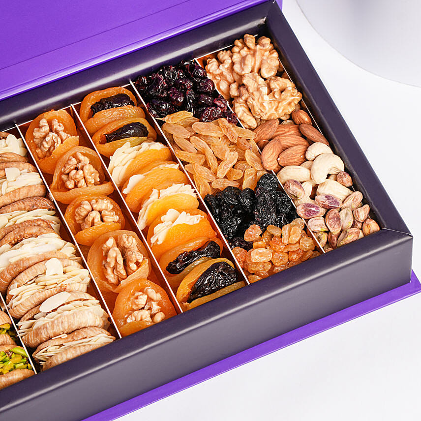 Dried Fruit Medium Gift Box By Wafi