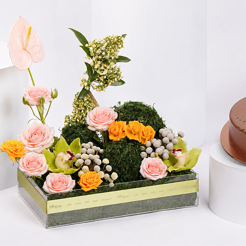 Dubai Chocolate Cake 8 Portion And Flower Arrangement