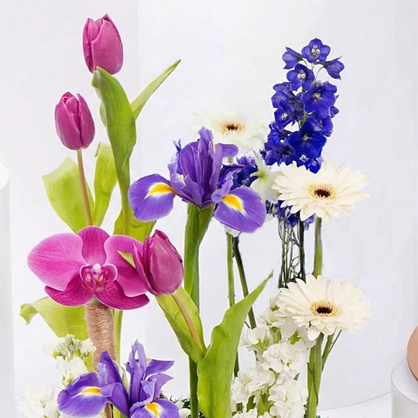 Dubai Chocolate Cake 8 Portion And Flowers