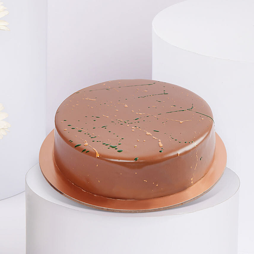Dubai Chocolate Cake And Flowers