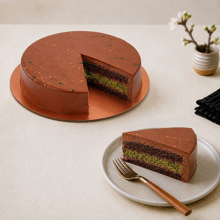 Dubai Chocolate Cake Half Kg
