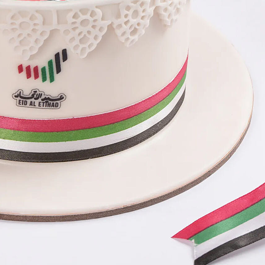Eithad Elegance Cake 8 Portion Red Velvet Cake