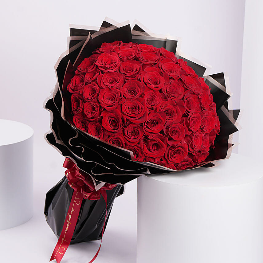 Elegant Red Rose Flower Bouquet