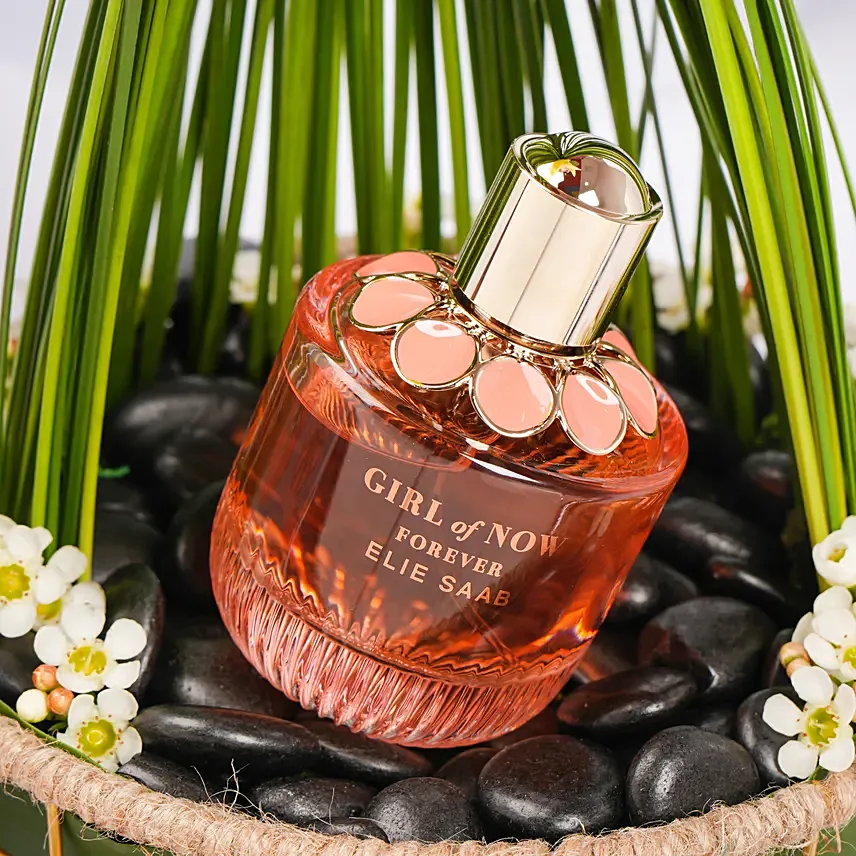 Elie Saab Girl Of Now Forever Edp 90Ml In Floral Gift Basket