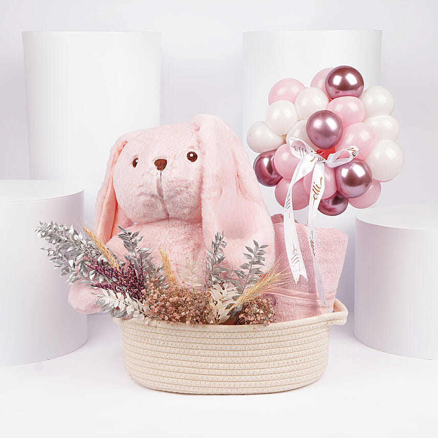 Elli Junior Newborn Gift Basket