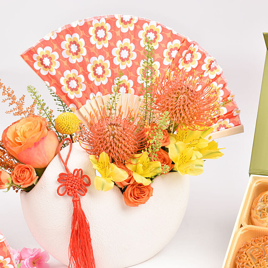 Exquisite Mid Autumn Wishes and Moon Cakes