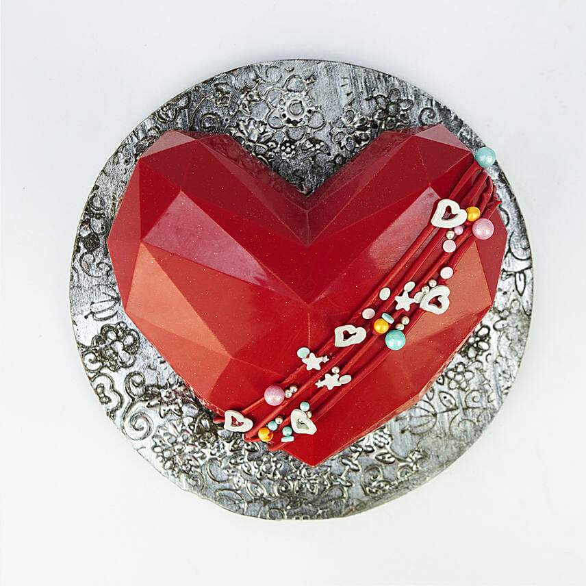 Floral Cuddle For My Valentine With Pinata Chocolate