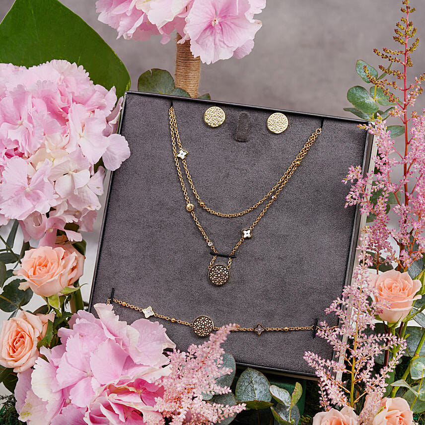 Flowers & Cerruti 1881 Accessories for Her