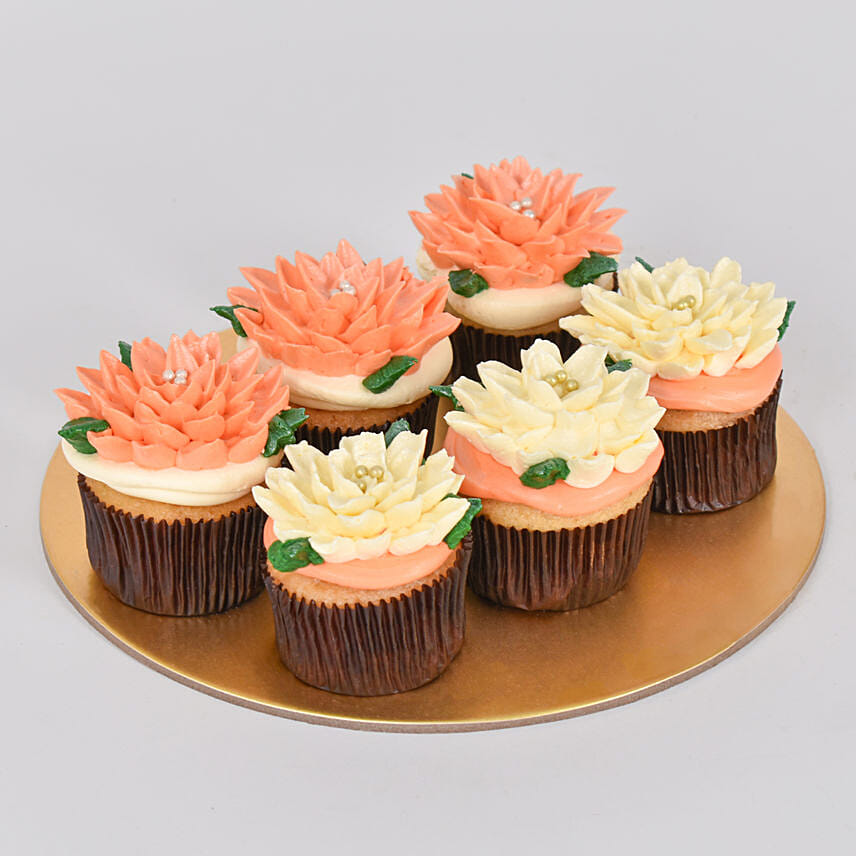 Flowers on Top Cupcakes