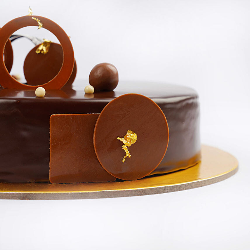 Fudge Cake 8 Portion