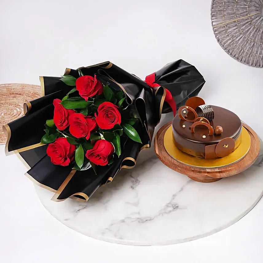 Fudge Cake For Birthday With Flowers