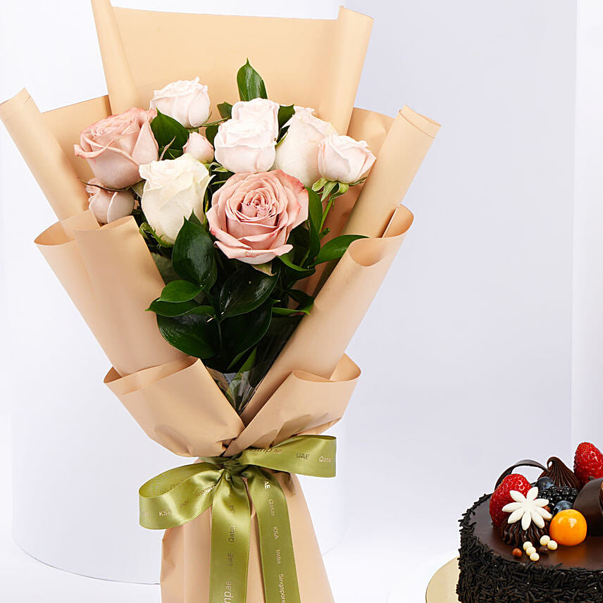Fudge Fantasy Cake With Flowers