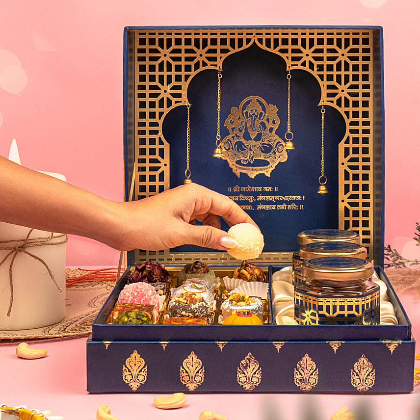 Ganpati Hamper Big