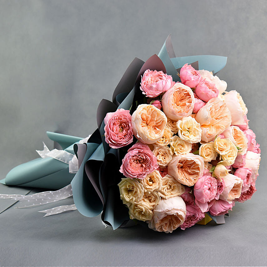 Garden Roses Long Hand Bouquet