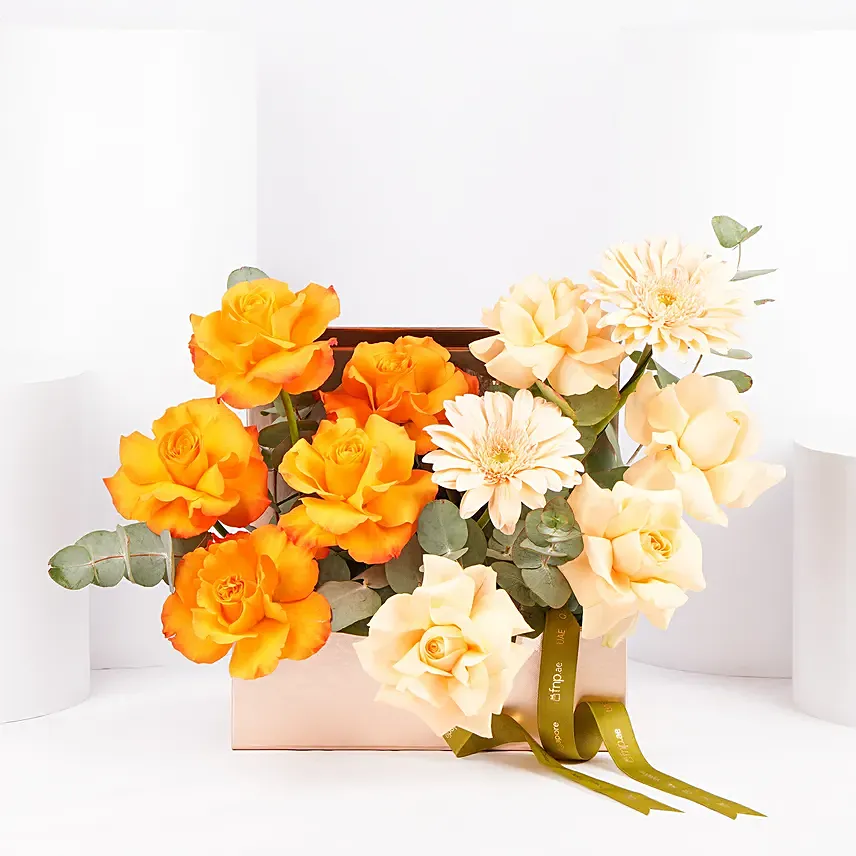 Golden Peach Rose And Gerbera Gift Box