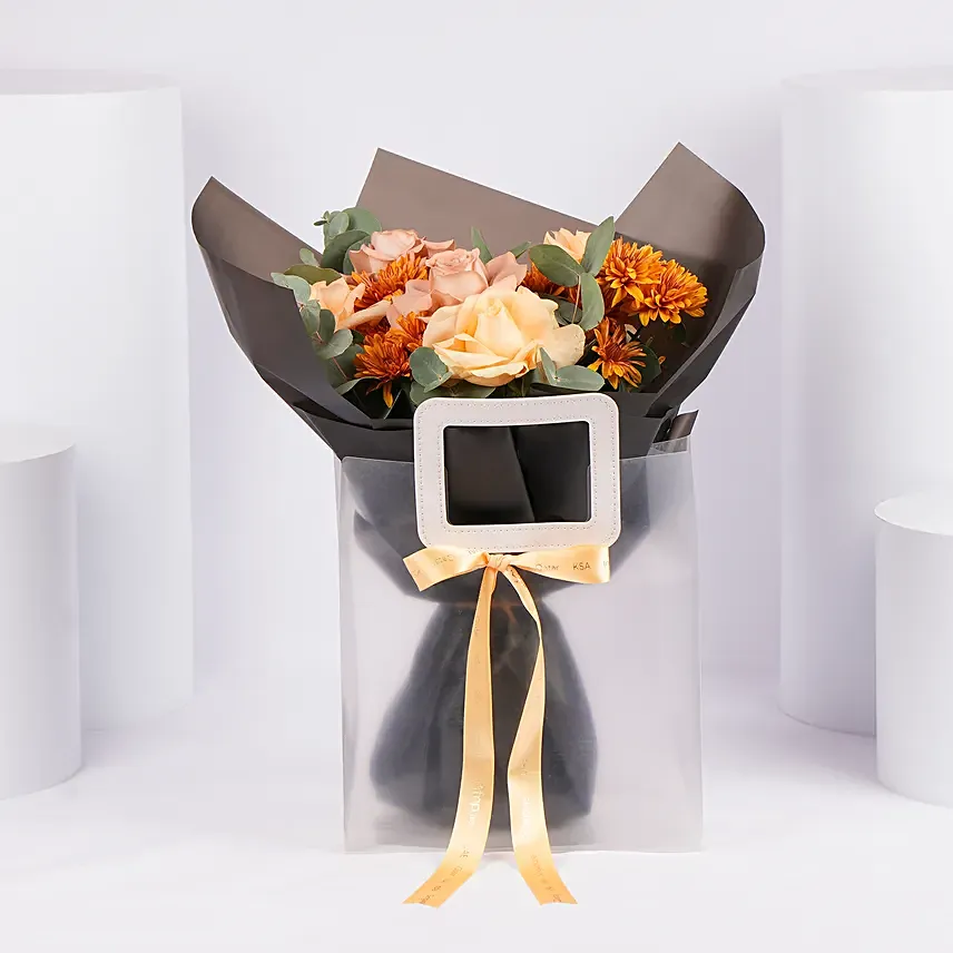 Golden Peach Rose Elegance Bouquet