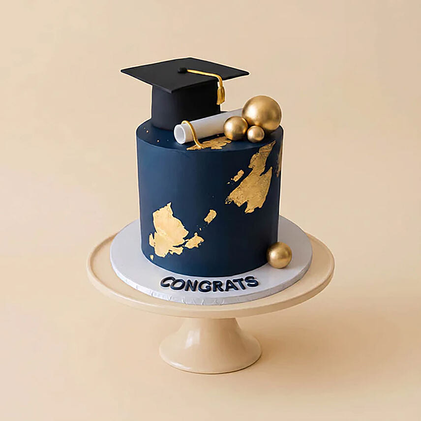 Golden Prestige Graduation Cake 1 Kg