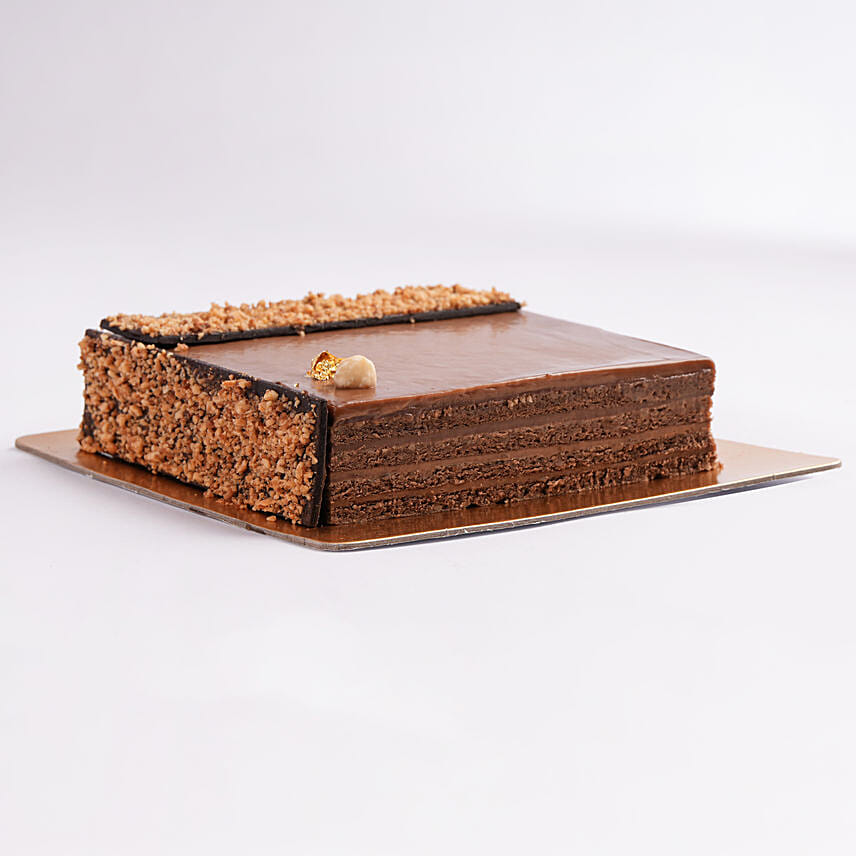 Hazelnut Praline Cake