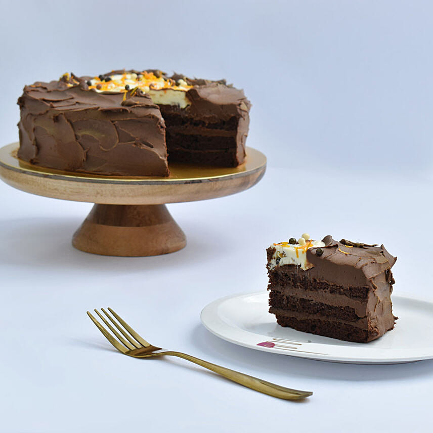 Heavenly Dark Chocolate Caramel Cake