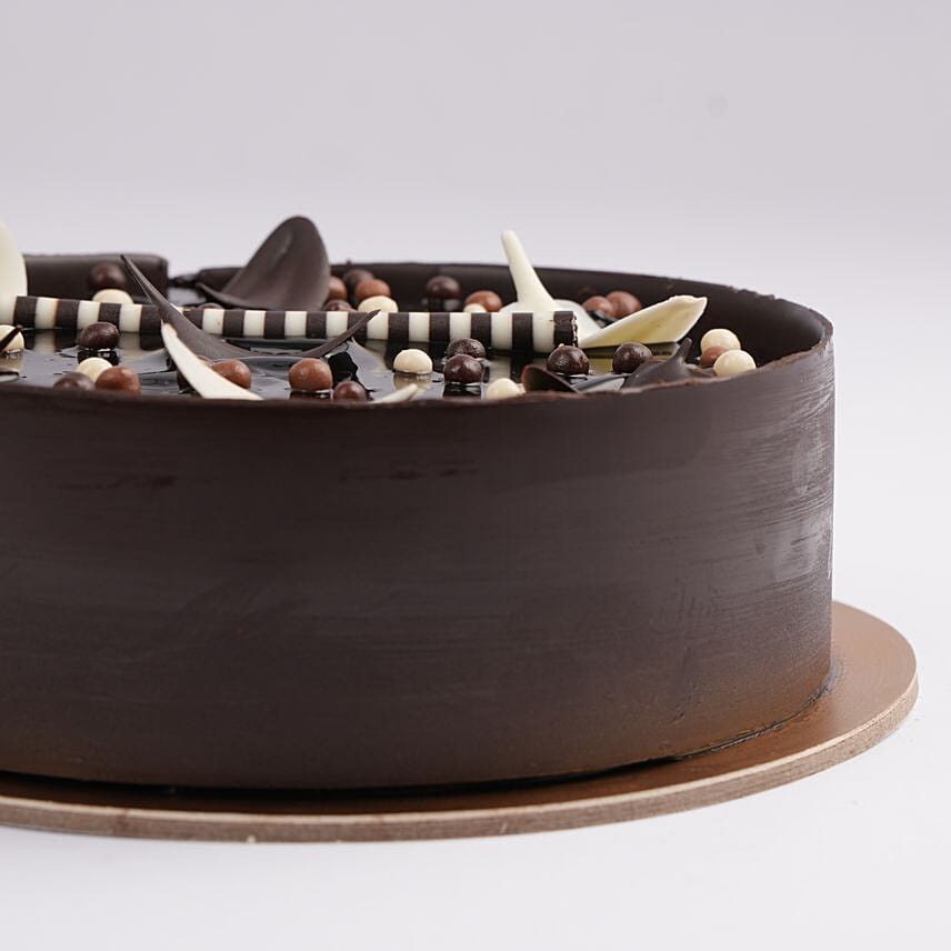 Heavenly White Dark Fudge One Cake