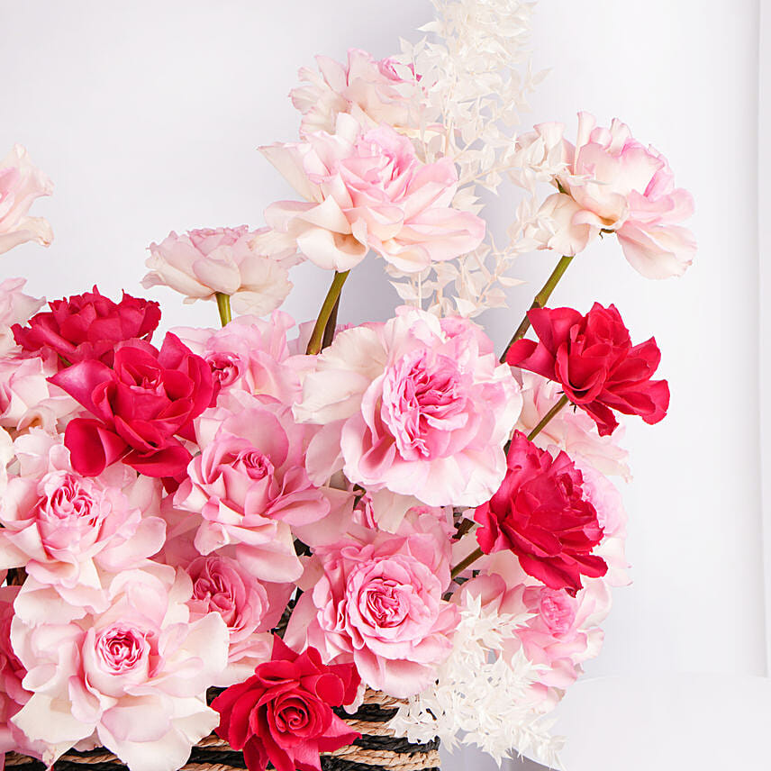 Incredible Roses Premium Basket