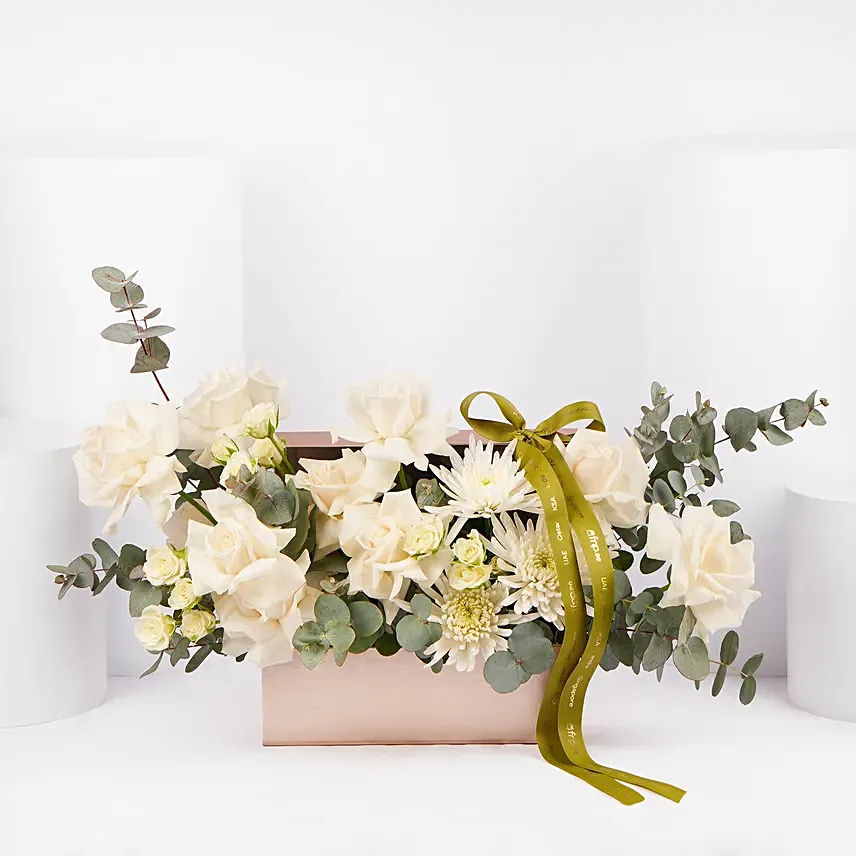 Ivory Rose And Chrysanthemum Gift Box