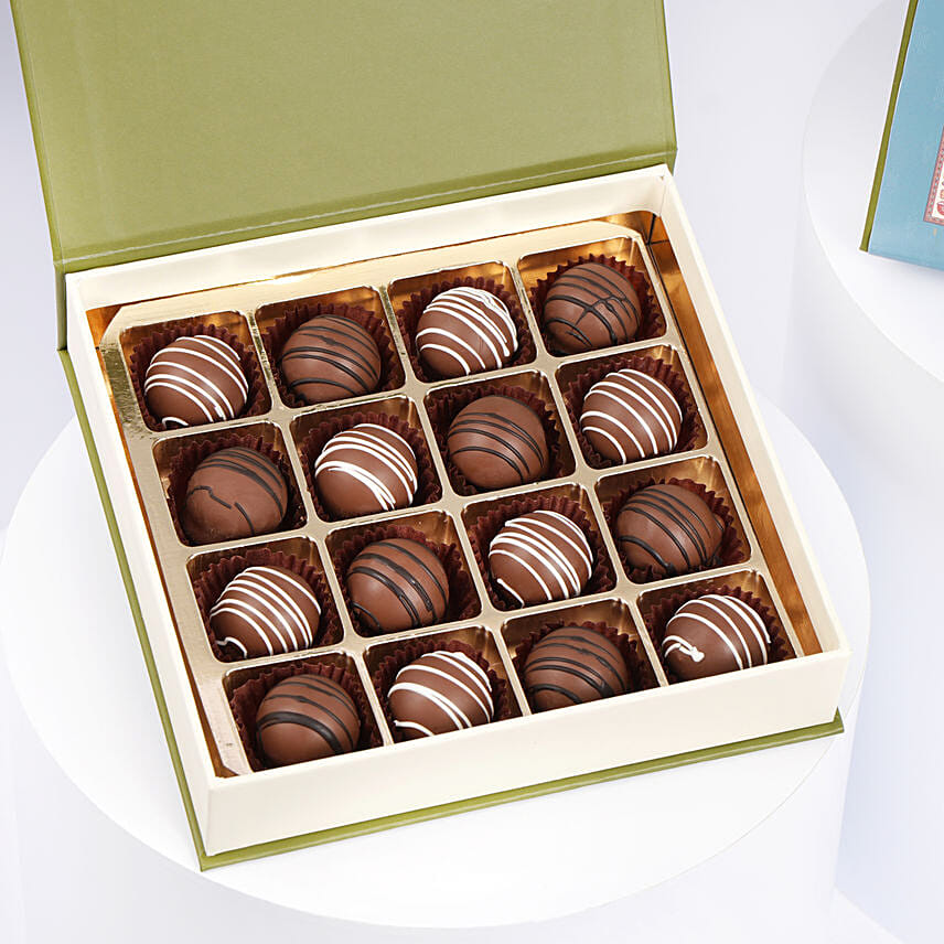 Lumba Rakhi With Personalised Chocolate Box