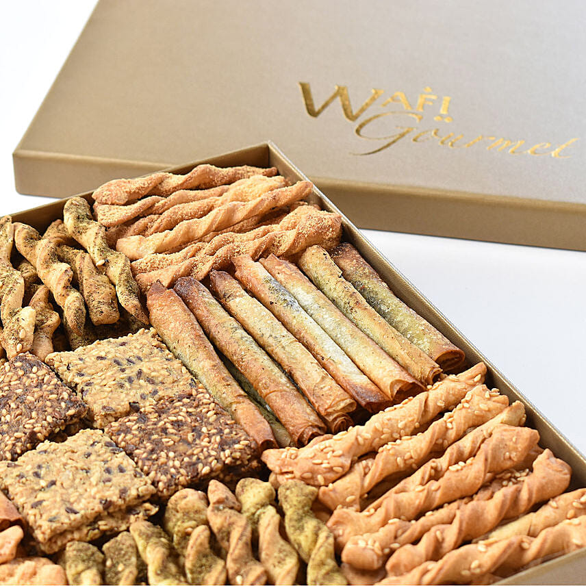 Luxury Box Salty Biscuits Assorted By Wafi