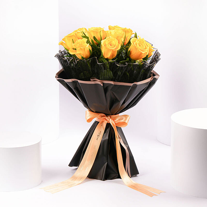 Luxury Led Yellow Roses Gift Bouquet