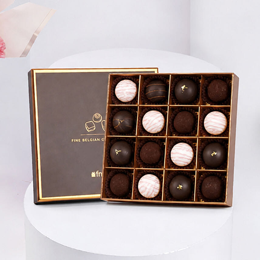 Luxury Mom Flower Arrangement Ahd Chocolate Box