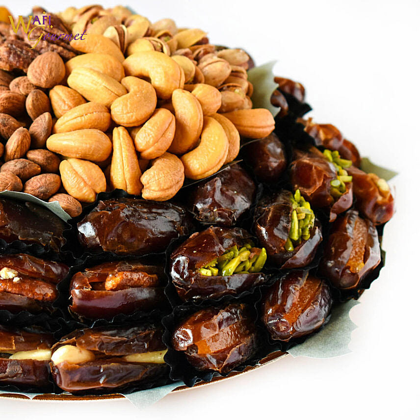Mixed Dry Fruits Platter By Wafi
