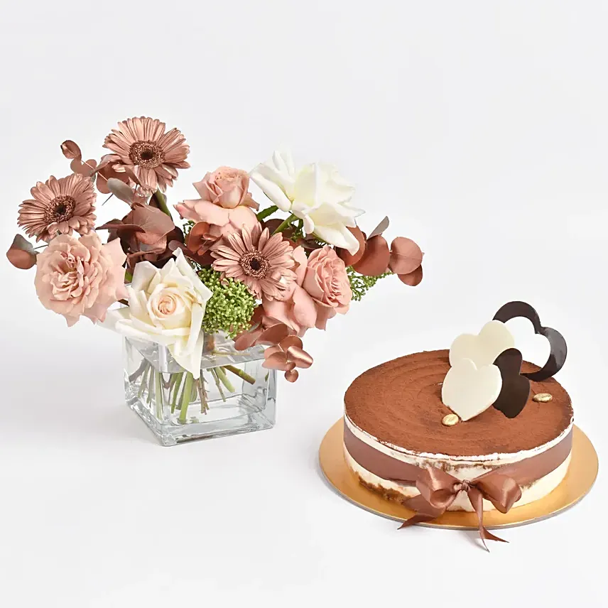 Monochrome Flowers and Tiramisu Cake
