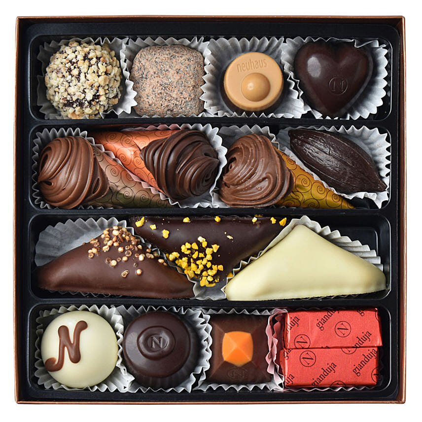 National Day Luxury Medium Gift Box By Neuhaus
