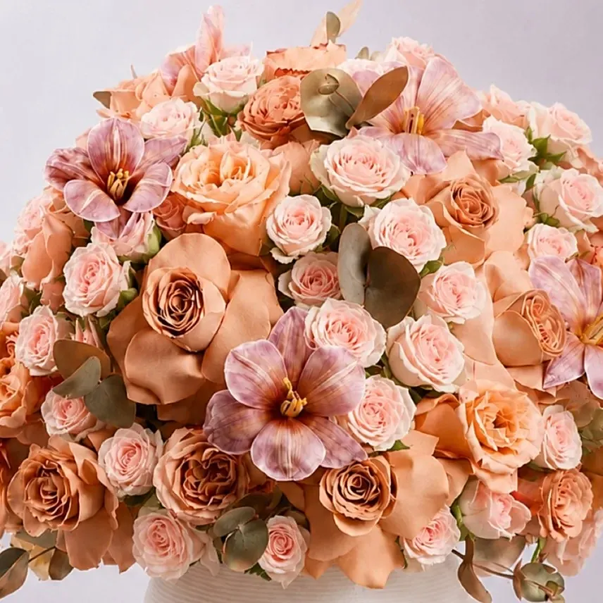 Rosa Noor Crown Collection